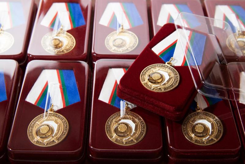 В Челябинске выпустили общественную медаль «За самоотверженную борьбу с коронавирусом»